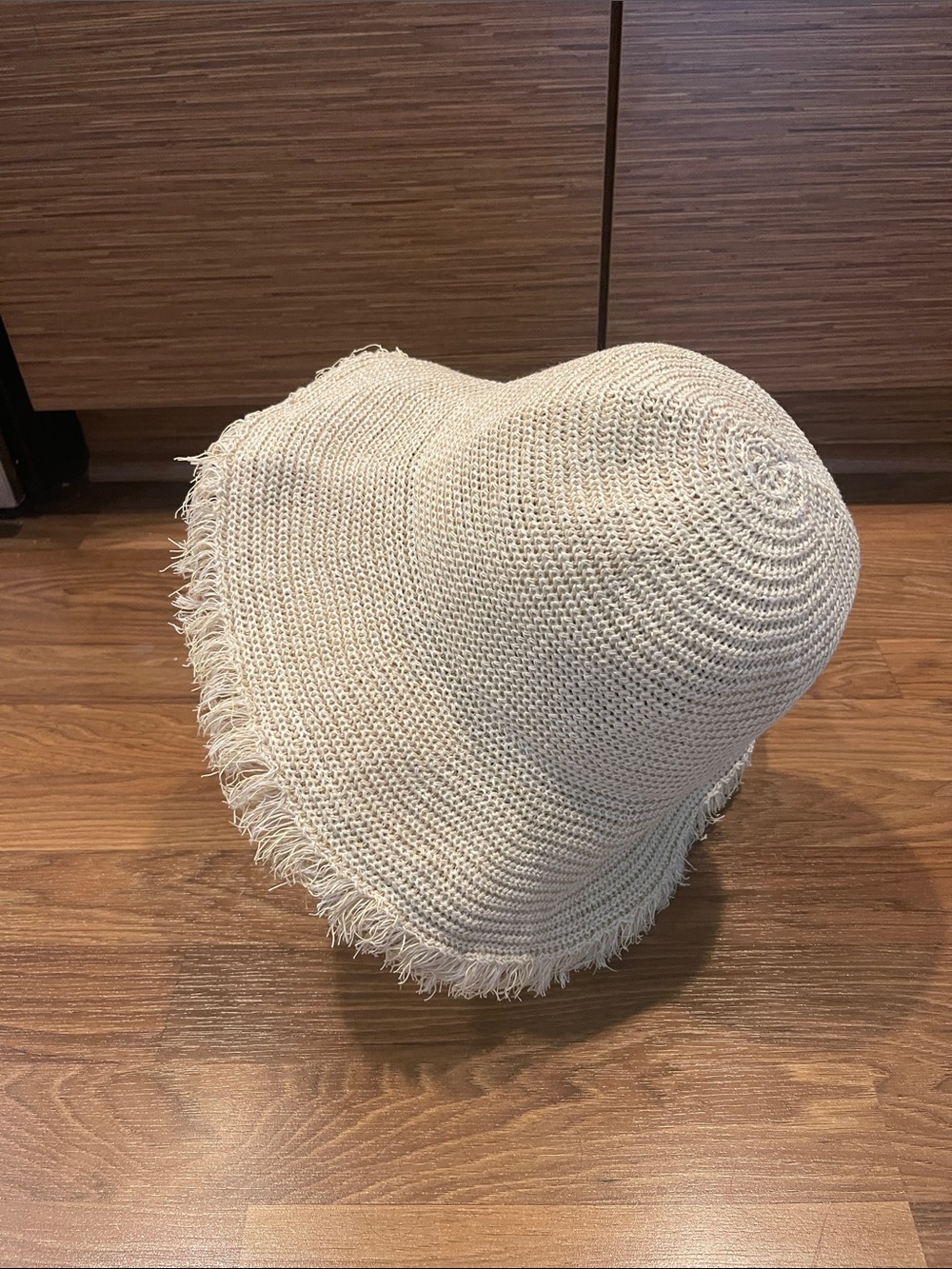 Straw hat - Picture 5 of 7